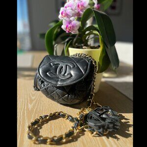 Vintage 80's Designer-Look Waist Size Quilted Leather Belt Bag or Crossbody Bag